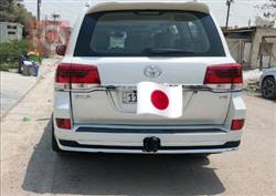 تۆیۆتا لاند کروزەر
